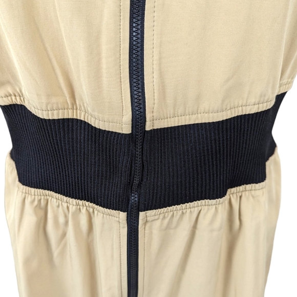 GSTQ 2 Way Zip Midi Dress NEW Womens Medium Beige Black Minimalist - Picture 5 of 14